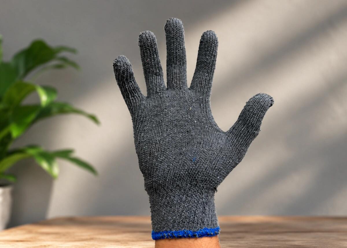 Premium Grey Knitted Gloves